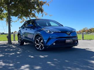 2017 Toyota C-HR - Thumbnail
