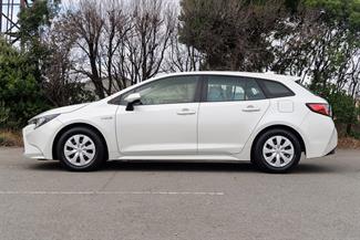 2019 Toyota Corolla - Thumbnail