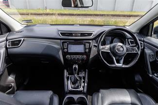 2019 Nissan Qashqai - Thumbnail