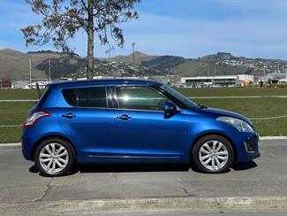 2016 Suzuki Swift - Thumbnail