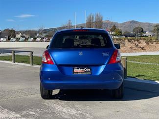 2016 Suzuki Swift - Thumbnail