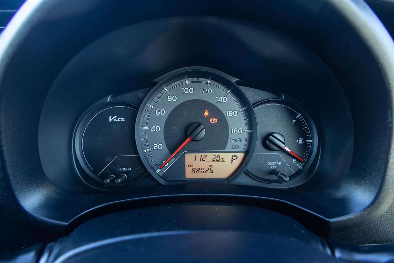 2015 Toyota Vitz
