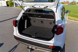 2020 Suzuki Vitara - Thumbnail