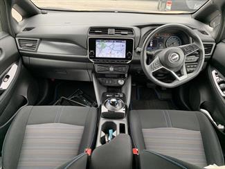 2023 Nissan LEAF - Thumbnail