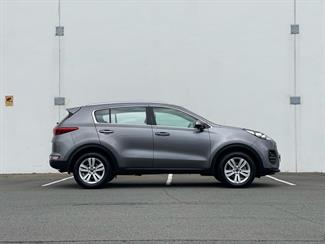 2016 Kia Sportage - Thumbnail