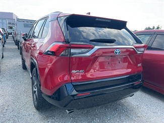 2021 Toyota RAV4 - Thumbnail