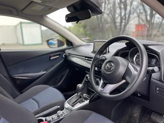 2015 Mazda Demio - Thumbnail