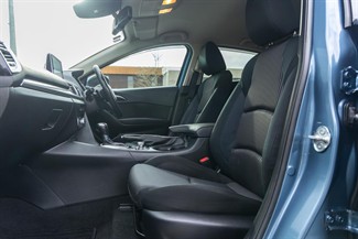 2015 Mazda Axela - Thumbnail