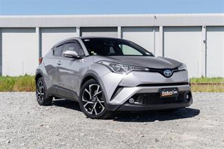 2017 Toyota C-HR - Thumbnail