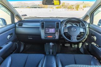 2009 Nissan Tiida - Thumbnail