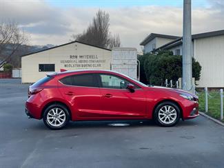2015 Mazda Axela - Thumbnail