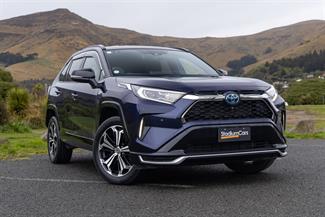 2020 Toyota RAV4 - Thumbnail