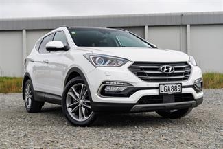 2018 Hyundai Santa Fe - Thumbnail