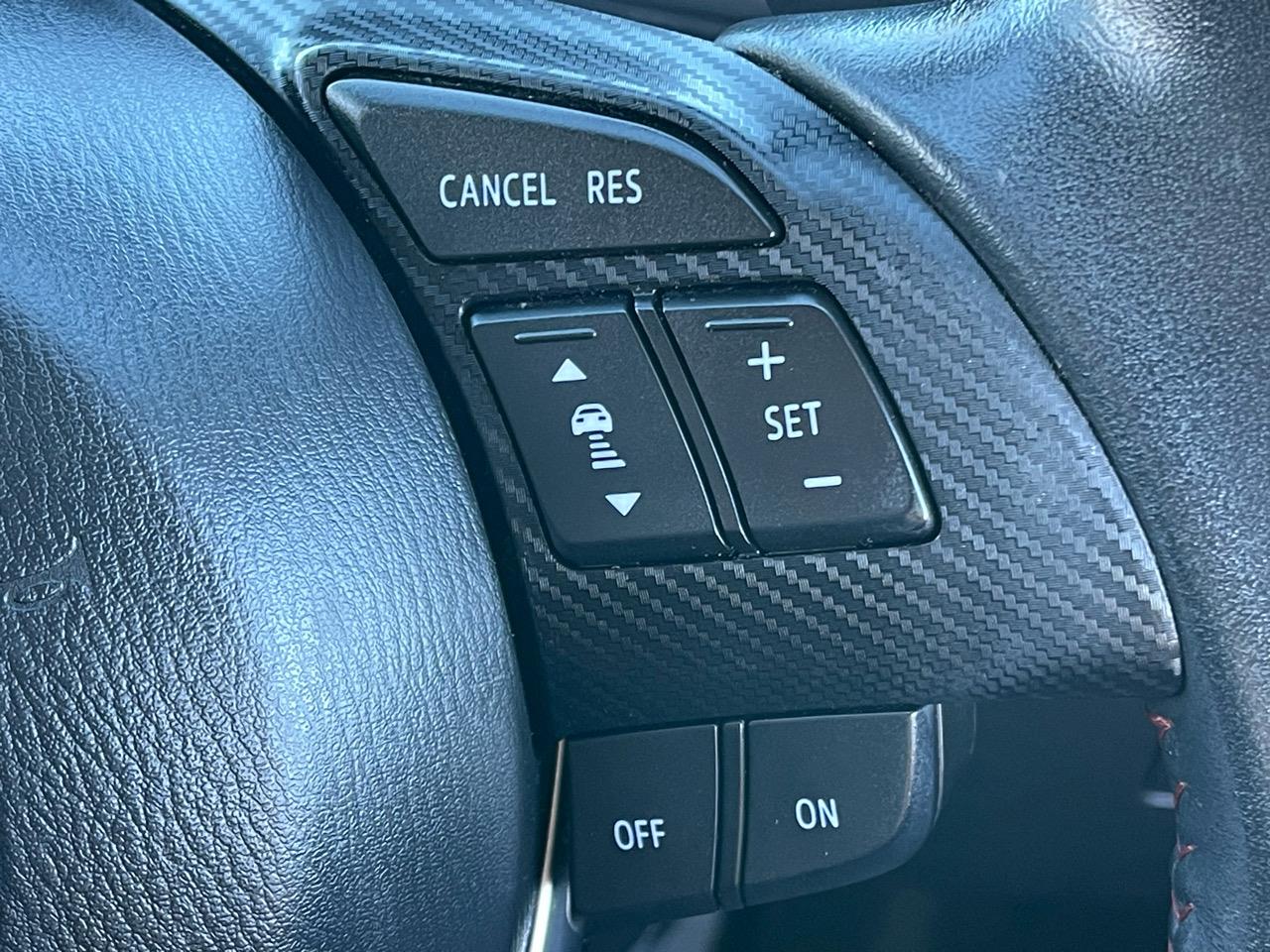 2014 Mazda Axela
