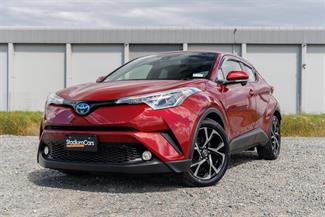 2017 Toyota C-HR - Thumbnail