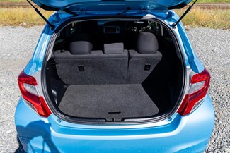 2015 Toyota Vitz - Thumbnail