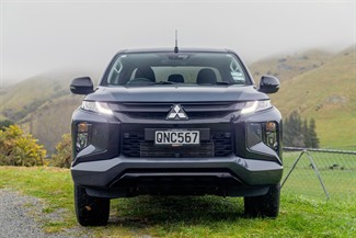 2024 Mitsubishi Triton - Thumbnail