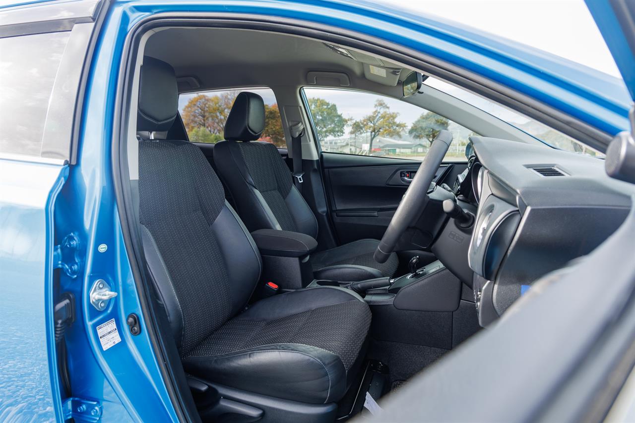 2016 Toyota Auris