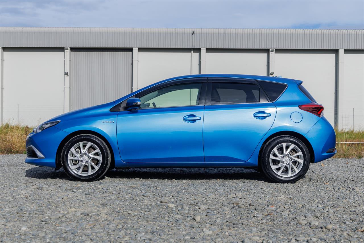 2016 Toyota Auris