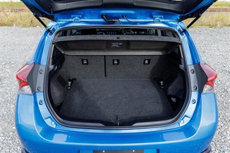2016 Toyota Auris - Thumbnail