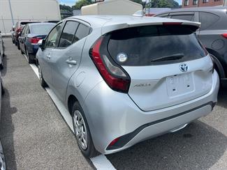 2021 Toyota AQUA - Thumbnail