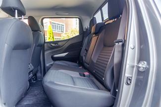 2021 Nissan Navara - Thumbnail