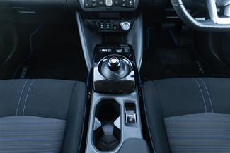 2022 Nissan Leaf - Thumbnail
