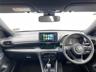 2021 Toyota Yaris - Thumbnail
