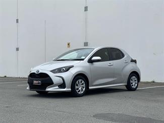 2021 Toyota Yaris - Thumbnail