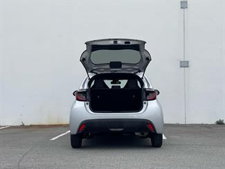 2021 Toyota Yaris - Thumbnail