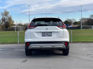 2023 Mitsubishi Eclipse Cross - Thumbnail