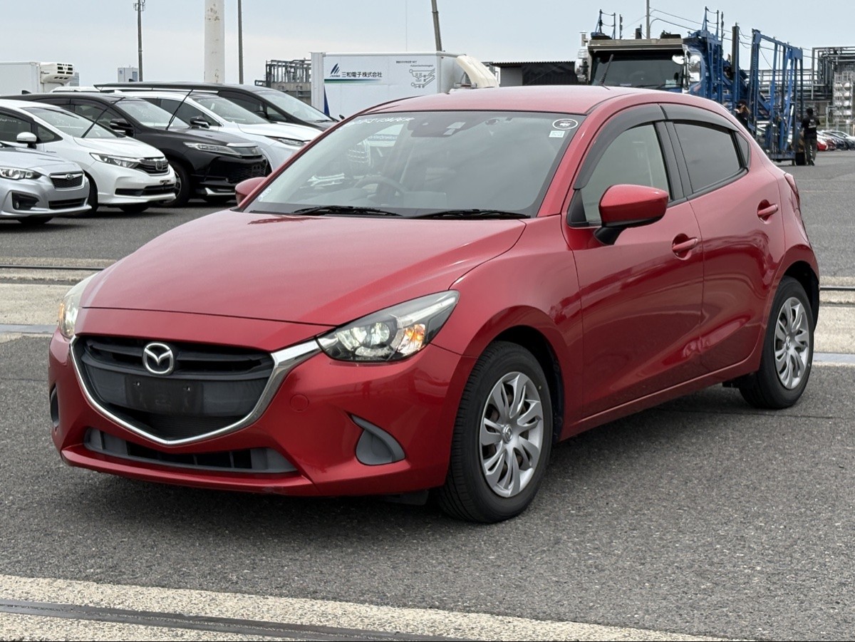 2015 Mazda Demio