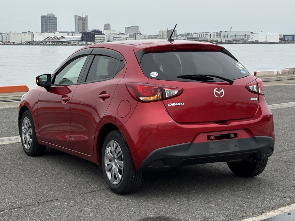 2015 Mazda Demio