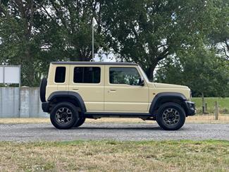 2024 Suzuki Jimny - Thumbnail