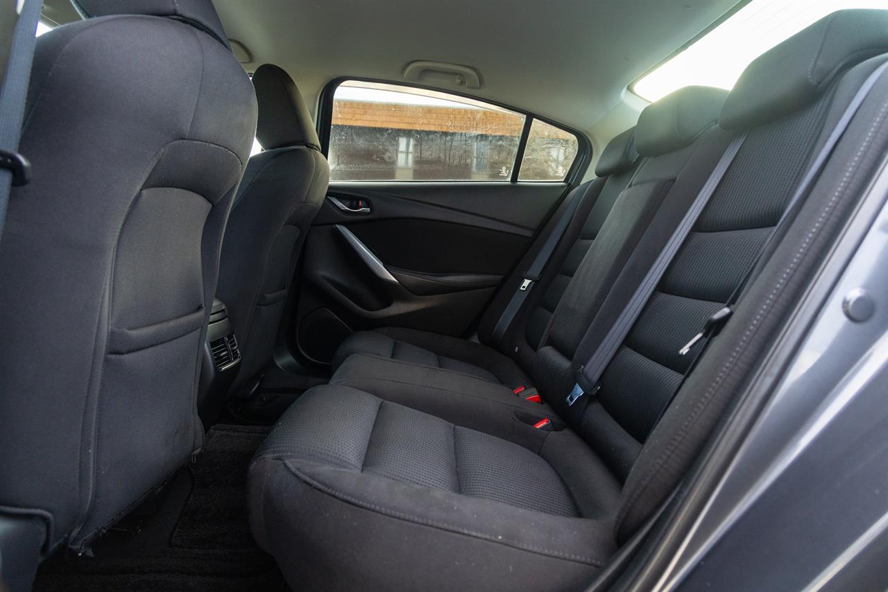 2013 Mazda Atenza
