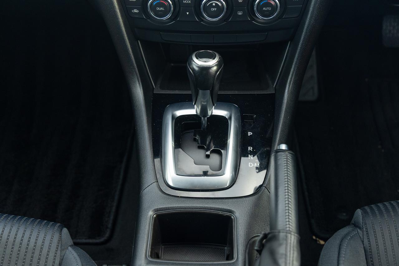 2013 Mazda Atenza