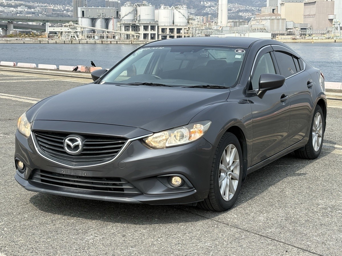 2013 Mazda Atenza