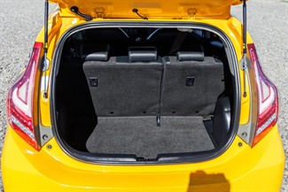 2013 Toyota AQUA - Thumbnail