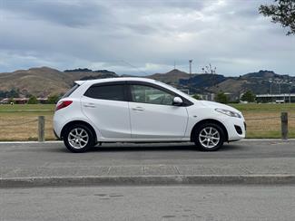 2012 Mazda Demio - Thumbnail