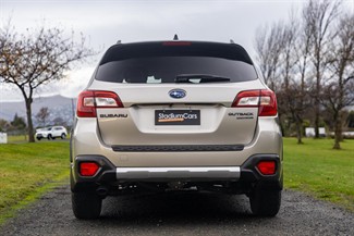2016 Subaru Outback - Thumbnail