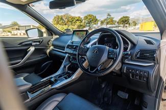 2024 Mitsubishi Eclipse Cross - Thumbnail